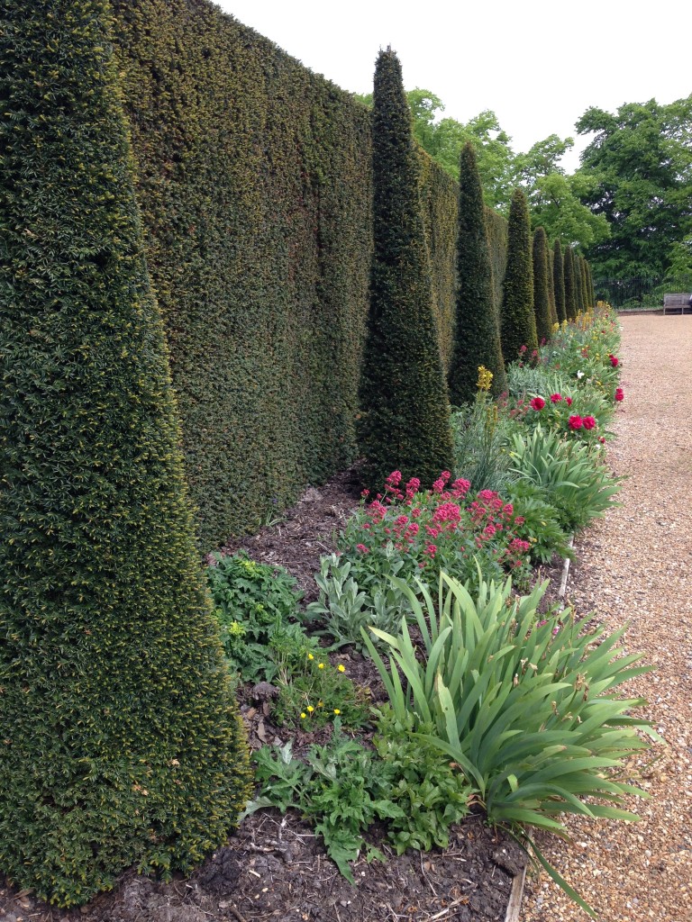 Ham House, Richmond, border