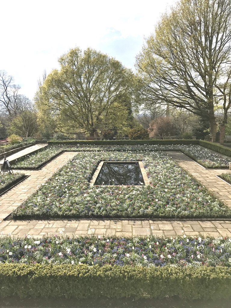 gardens to visit in london for free